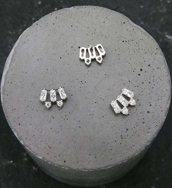 Coronet CZ Internally Threaded Titanium Top For Sale - Image 2